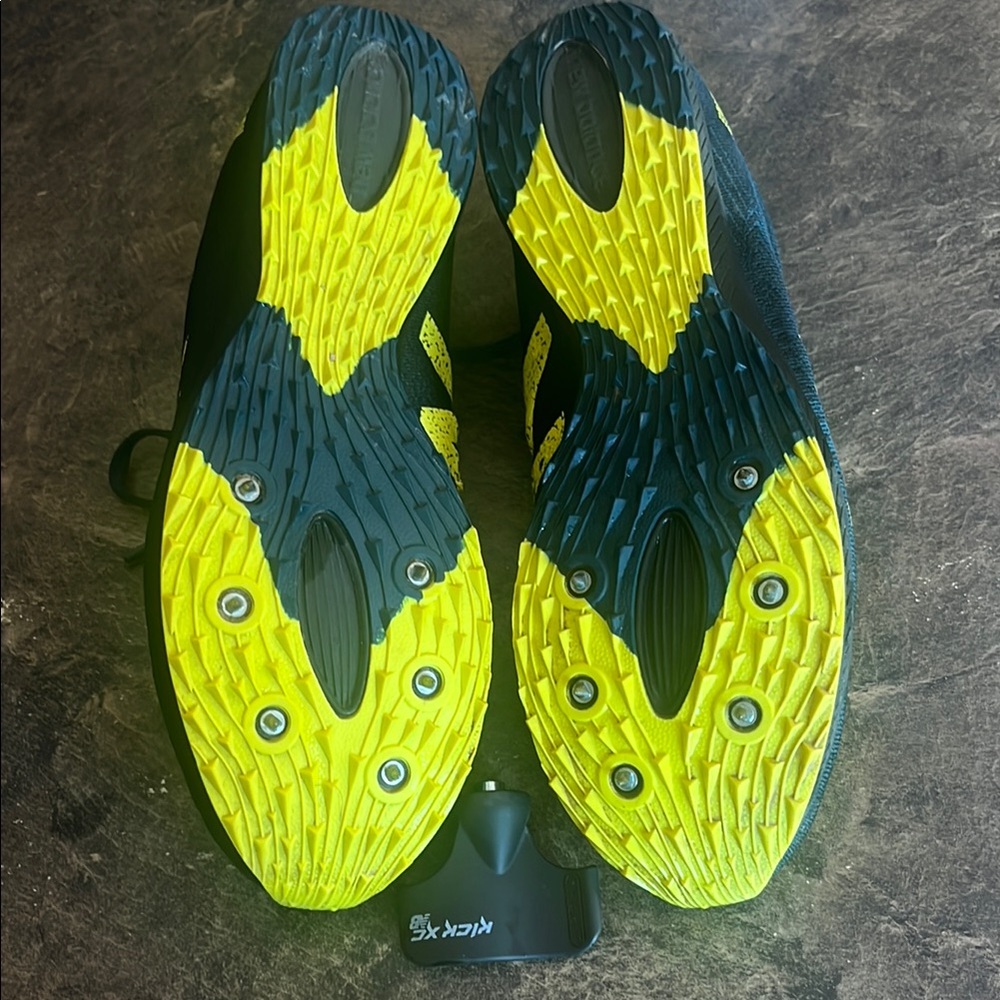 New Balance Navy and Yellow Running Spikes - Picture 4 of 4